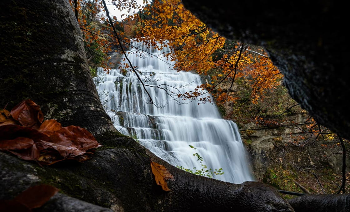 le grand saut cascade herisson 1120x680
